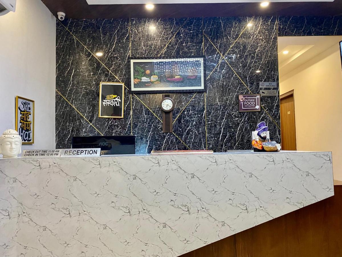 Hotel Hollywood - Family Hotel Zirakpur Exterior photo